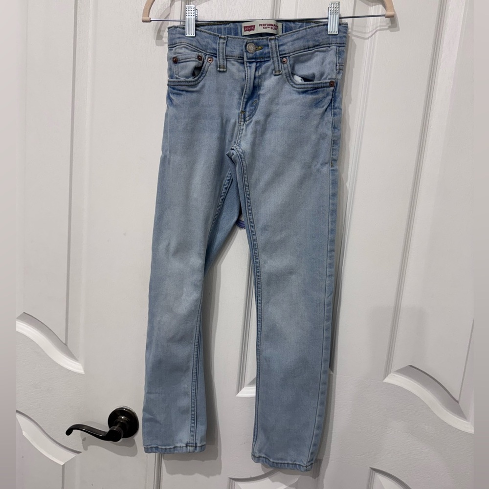 Boy's Levi's performance 511 Slim - Size 8 Reg -Light wash